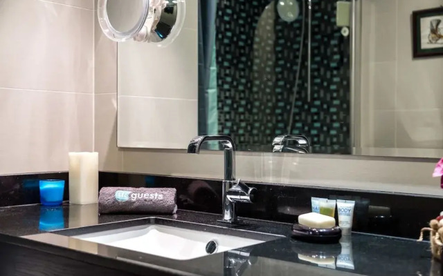 Havenly Vacation Cayan Tower