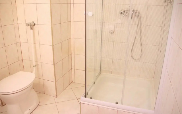 Duna Szecsi Apartmant
