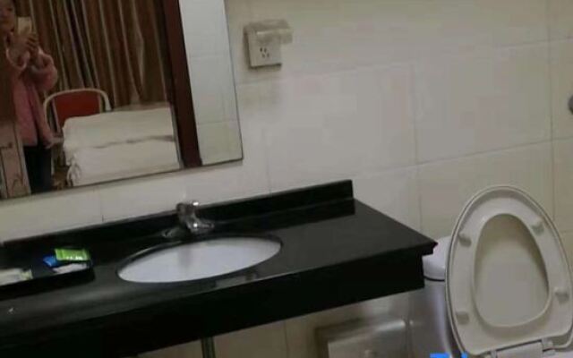 Taizhou Yichating Hotel