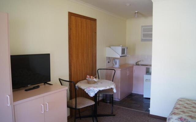 Milang Lakes Motel