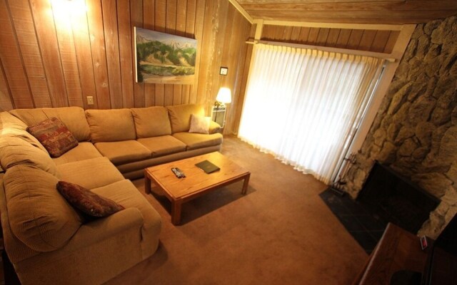 Summit #44 3 Bedroom Condo