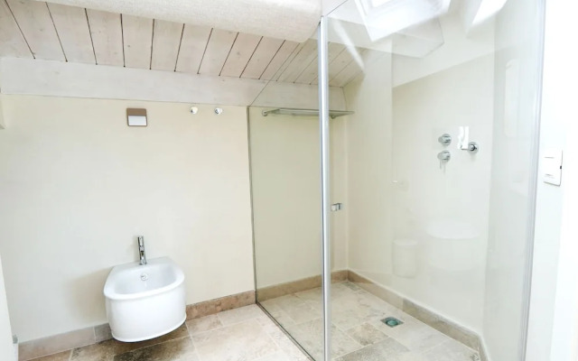 Marina Homes Suite in Syracuse