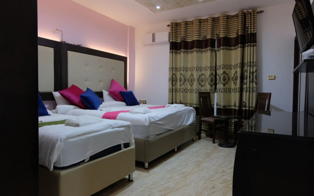 Petra Guests Hotel