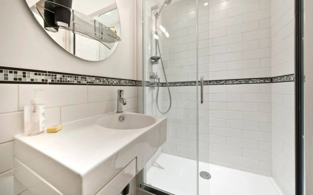 Fantastic 3 Bed Apartment In Earls Court