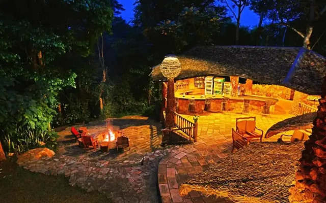 Rainforest Lodge Mabira by GEO
