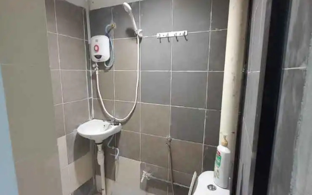 Natol Homestay - Kenyalang Park