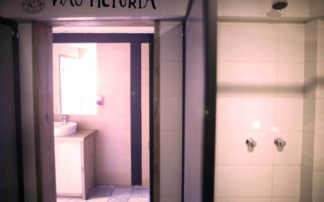 Nao Victoria Hostel