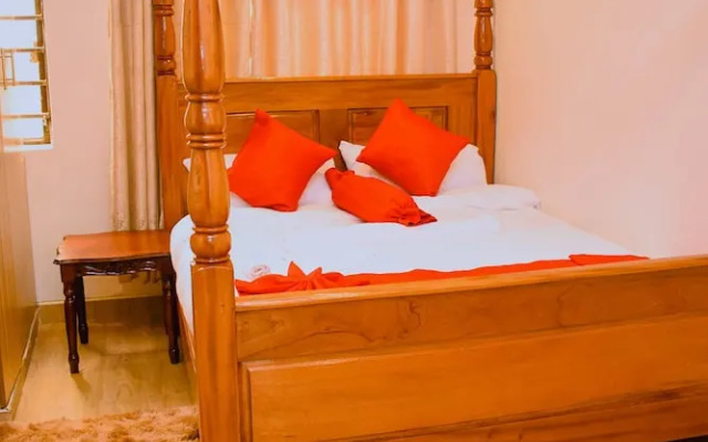 Lux Suites Lions Den Holiday Homes