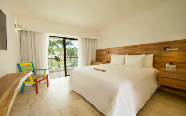 Viva V Samana by Wyndham, A Trademark Adults All Inclusive