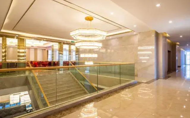Yuankun Hot Spring Hotel