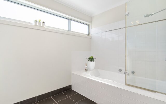 Bask at The Glade - Rejuvenate Stays