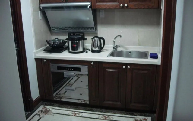 Fangfei Holiday Apartment Hotel