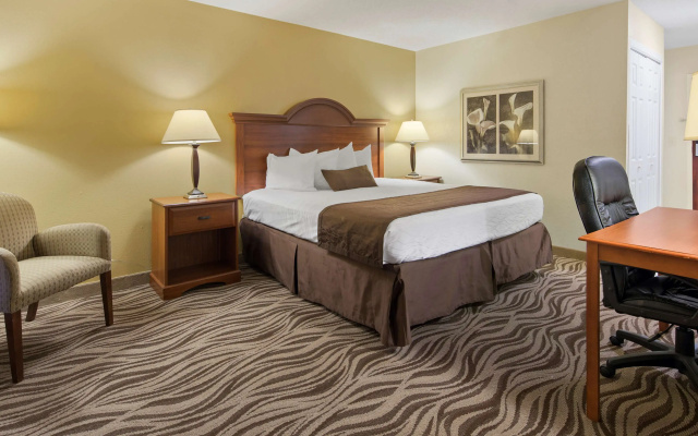 Best Western Plus Oak Mountain Inn