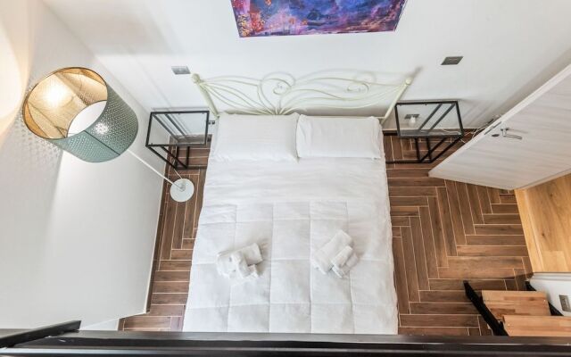 Genova Principe Terrace Apartment