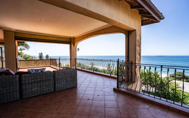 6 Bedroom Tuscan Styled Home in Umdloti Beach