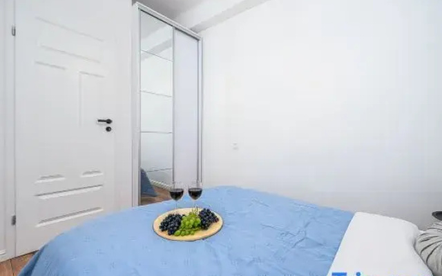 Lumina Charming 3-room apartment in the center of Warsaw