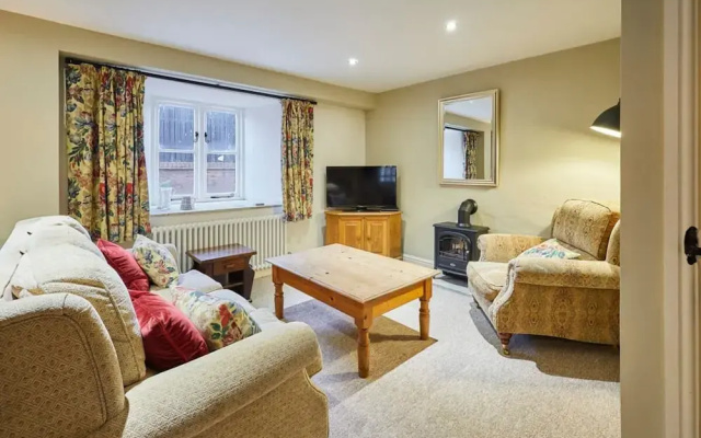 Host Stay The Byre