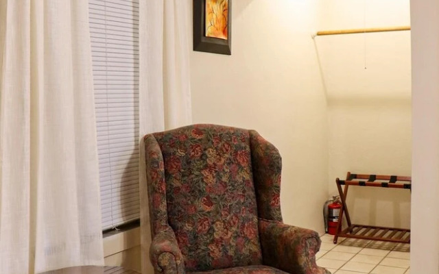 The Bonnie Inn Unit 6