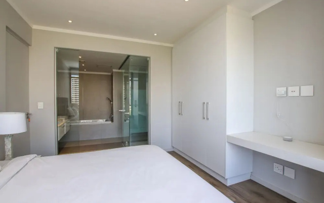 Sandton Smart Apartment Ten