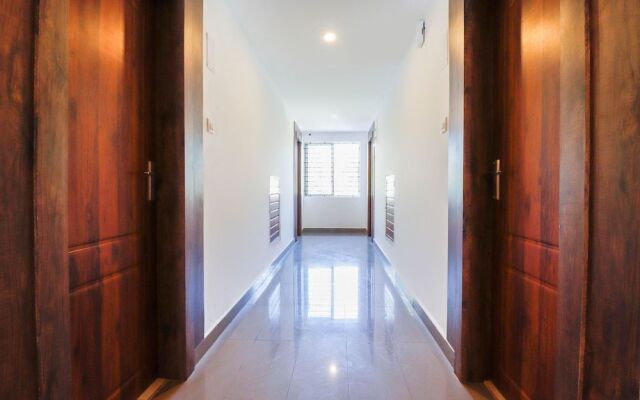 Oyo 28076 Samrudhi Residency