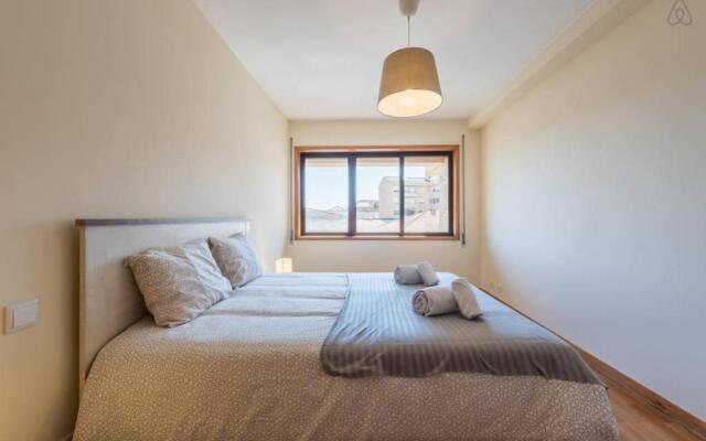 Gaia House - Apartamento Inteiro junto ao Metro