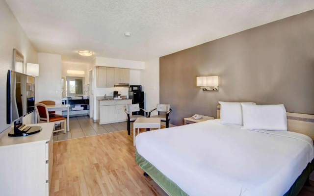 Studio 6 Tucson, AZ - Irvington Road