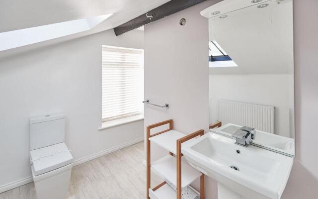Host Stay Hall Garth