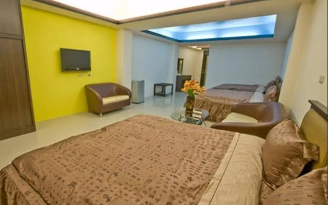 Yue Jing Commercial Hotel