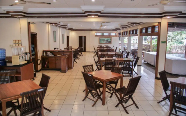 Pantai Indah Resort Hotel Barat