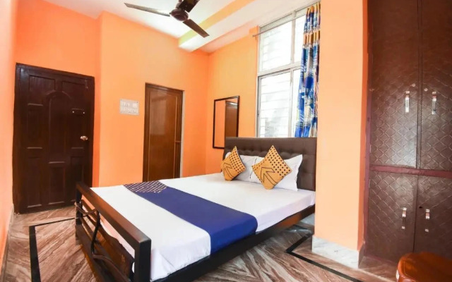 Petals Residency by OYO Rooms