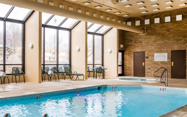 Comfort Inn & Suites