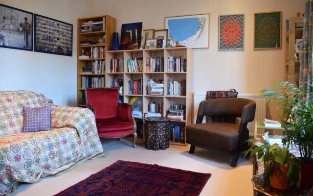 2 Bedroom Flat Next to Brockwell Park