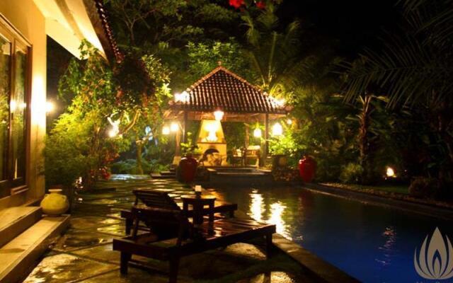 Villa Pakem Yogyakarta