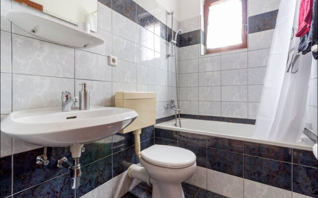 BAGI Apartments & Rooms