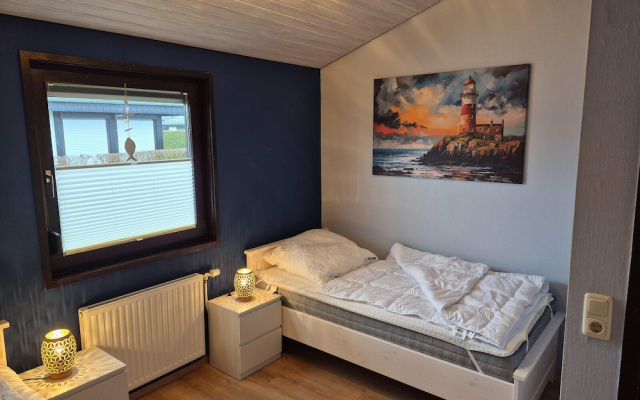 Freistehender Ferienbungalow im Fachwerkstil