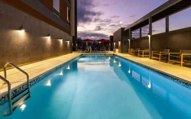 Hawthorn Extended Stay by Wyndham Kingwood/Houston