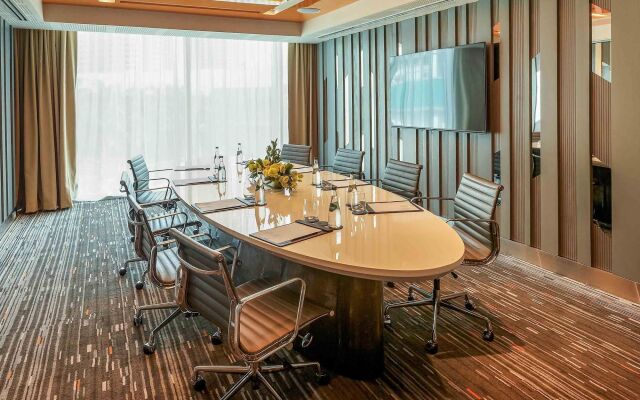 Novotel Manila Araneta City Hotel