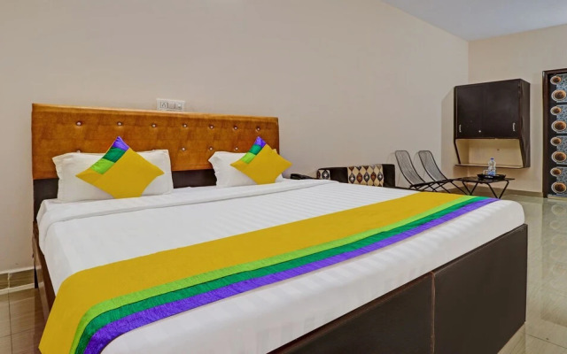 Itsy By Treebo - Divine Inn