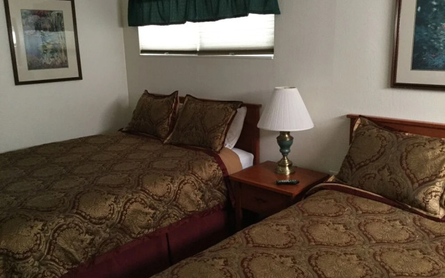 Cedar Lodge Motel