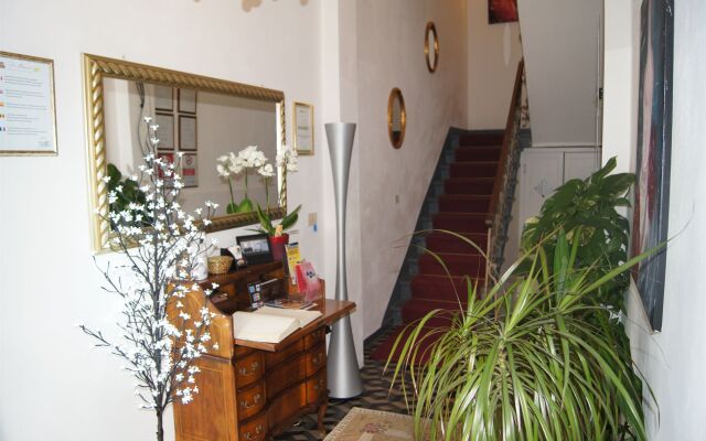 La Mimosa Bed and Breakfast