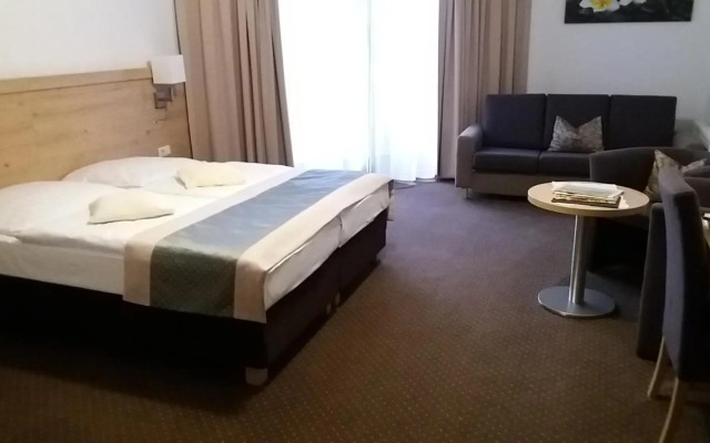 Land Gut Hotel Zum Alten Forsthaus