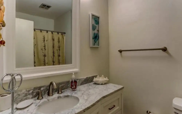 1217 Lagoon Villas