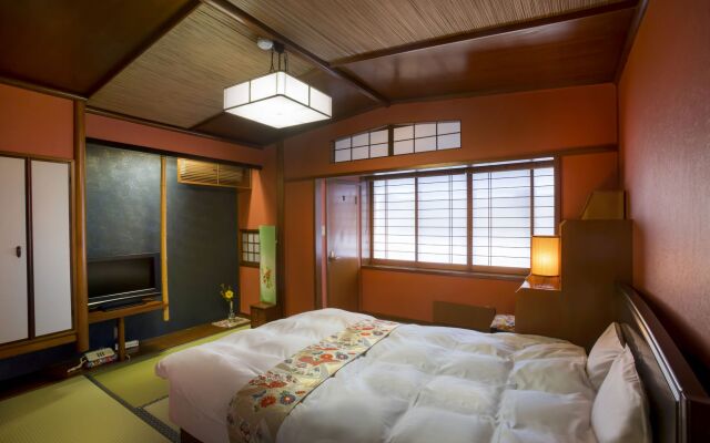 Kinosaki Onsen Hanakouji Saigetsu