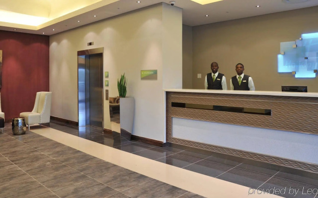 Holiday Inn Johannesburg - Rosebank by IHG