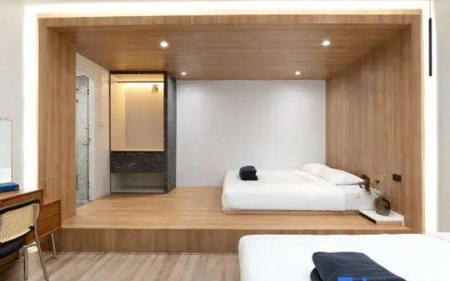 Townhouse at Sathu Pradit road