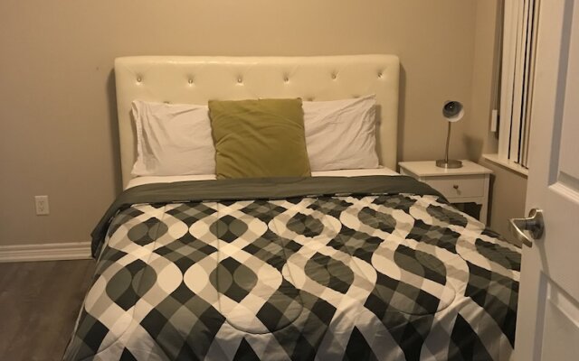 Bombay Suites Mississauga