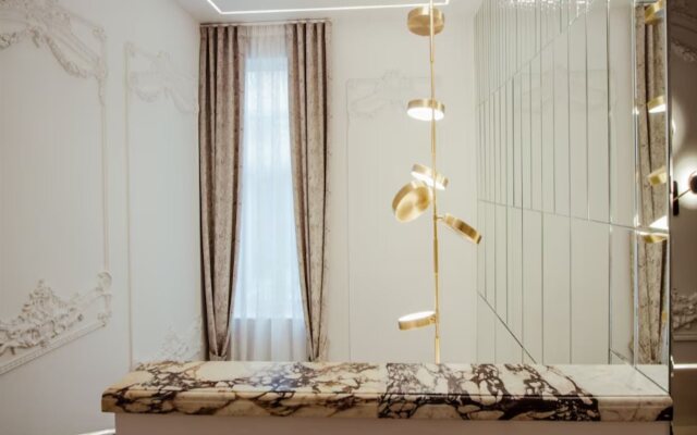 The Crown Boutique Hotel & SPA