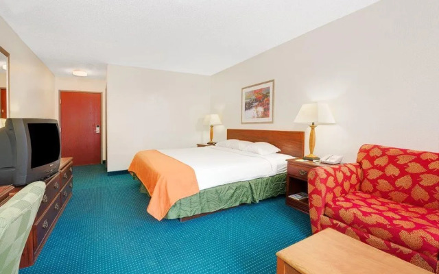 Super 8 Noblesville Indianapolis