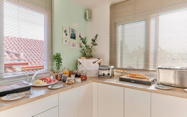 Ionian Aura Apartments
