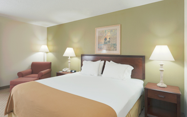 Holiday Inn Express Evansville West by IHG
